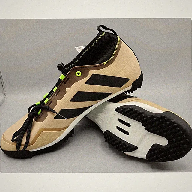 Adidas Men's The Gravel Cycling Shoes SIZE 9 Beige Tone Core Black GX1664
