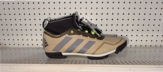 Adidas The Gravel Shoe Mens Athletic Indoor Cycling Bike Shoes Size 9 Beige