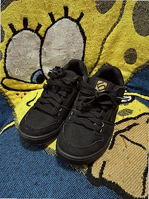 Five Ten Freerider Men's Flat Black/Khaki Mountain Bike Shoes Size 8.5