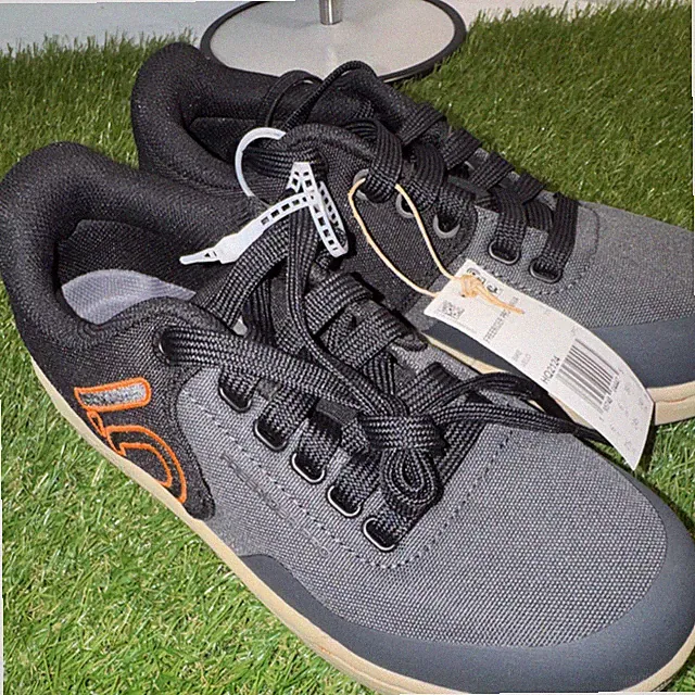 Five Ten Freerider Pro Stealth Sole Men's Biking Shoes Black Gray Sz 7.5