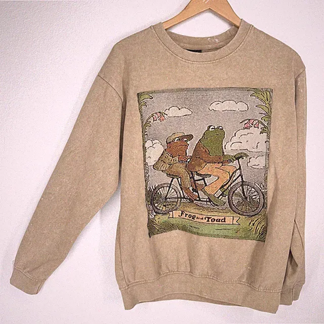 Frog and Toad Tandem Bicycle Tapestry Patch Sweatshirt S Best Friends Vintage