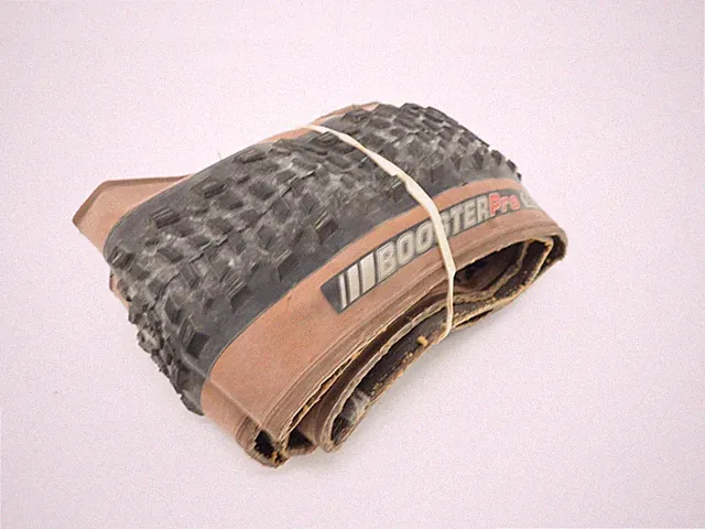 Kenda Booster Pro SCT 29in x 2.4in Tubeless Mountain Bike Tire (1) Black / Brown