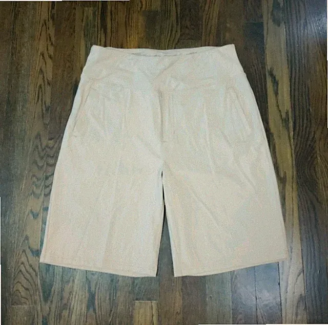 Santiny Cycling Shorts Womens XL x 10" Beige NWT Pockets Stretch Bike Outdoor