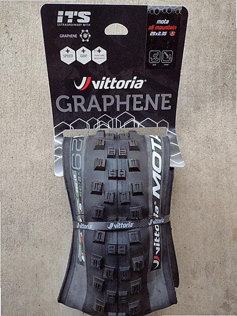 Vittoria Mota 29" x 2.35" Graphene Mountain Bike Tire (Tubeless Ready)