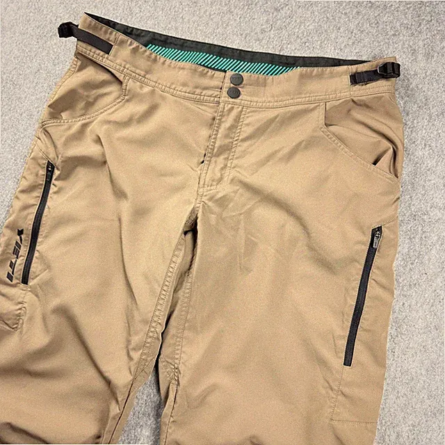 Yeti Cycles Mountain Bike Pants Mens Large Tan MTB Trail Riding Ridgway Ride